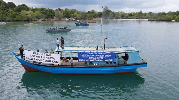 Protes_Nelayan_Bintan_Pesisir1.jpg